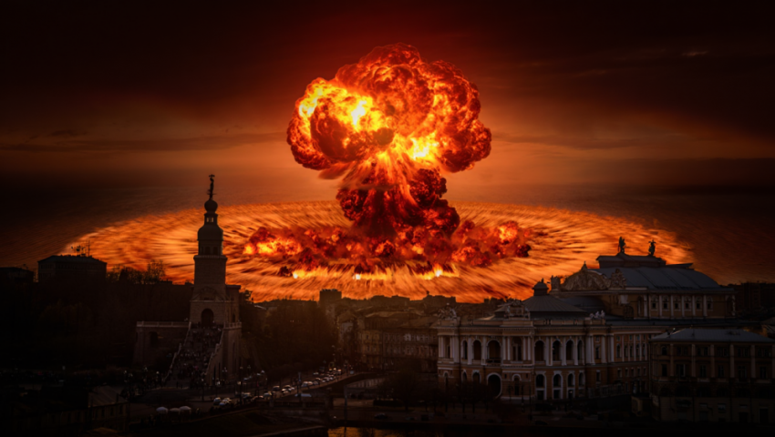 Военкор Коц пригрозил Украине ядерным оружием после ракетного удара по Брянску из Одессы