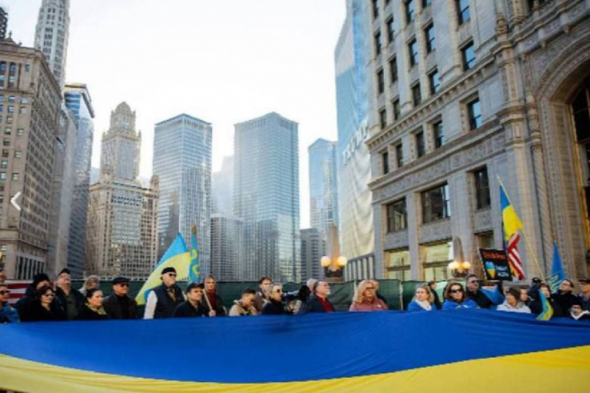 Блогер «Колобок из Одессы» показал, как украинские беженцы митингуют против мира