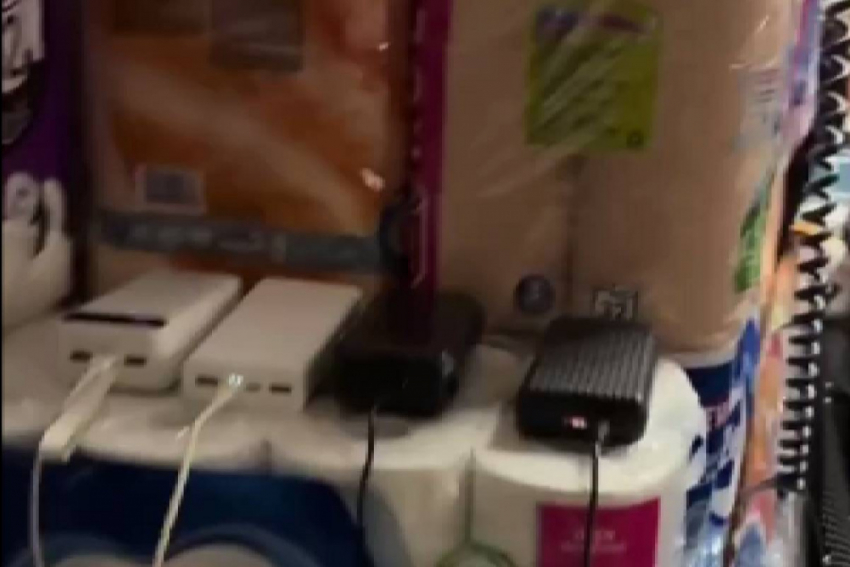 В Одессе во время блэкаута люди подрались из-за зарядки для телефона