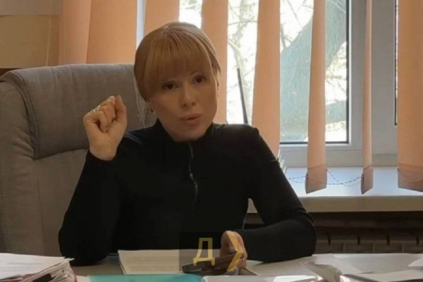 Одесситы собирают петиции с требованием уволить чиновницу-матерщинницу 