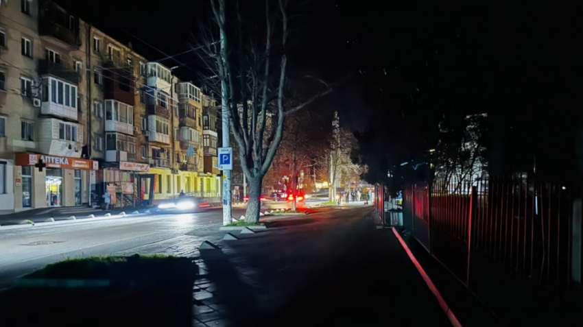Одесситы снова вышли на улицы из-за отключения электричества