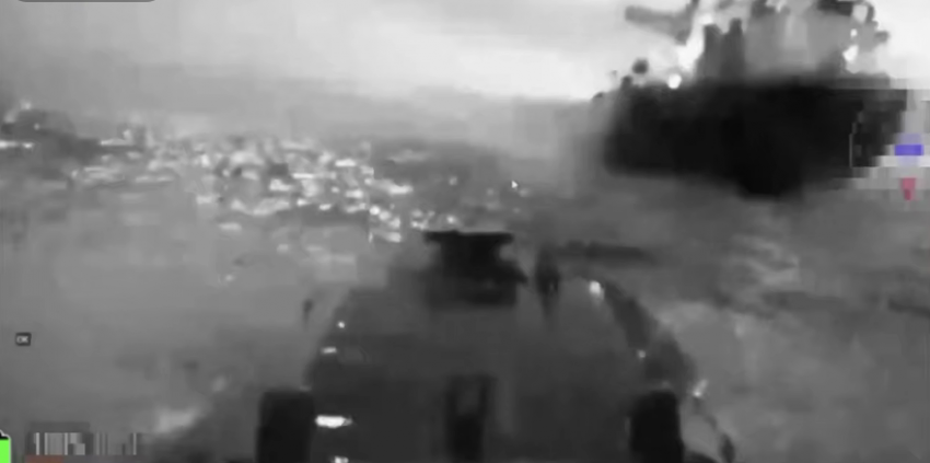 В Черном море атакованы танкеры: украинские Sea Baby сняли на видео удары по «теневому флоту»