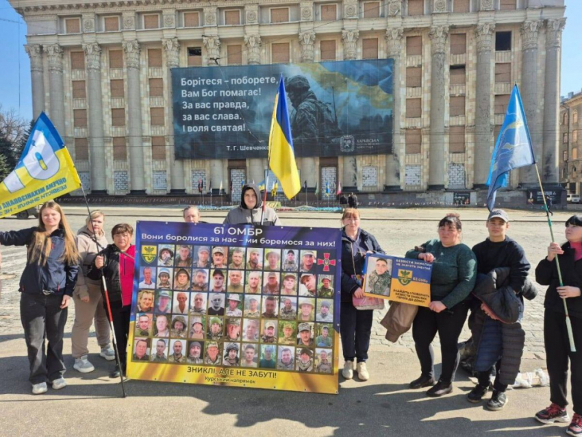 Почему в Одессе выходят на митинги против коррупции, но молчат о гибели своих солдат