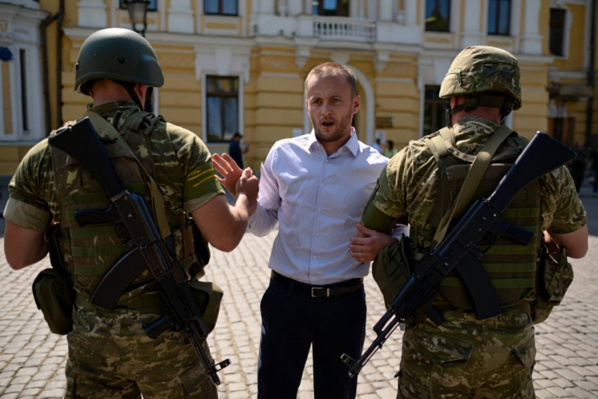 В Одессе ТЦК похитили больного мужчину и отправили на фронт, подделав документы