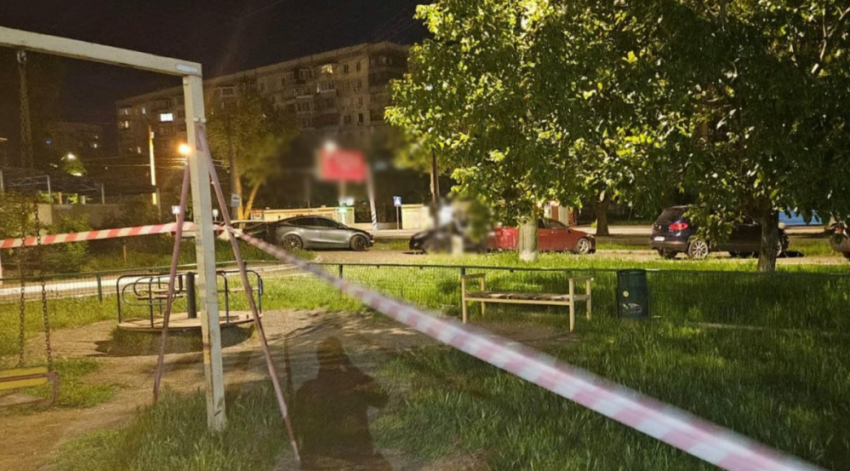 В Одессе на детской площадке нашли мертвую женщину