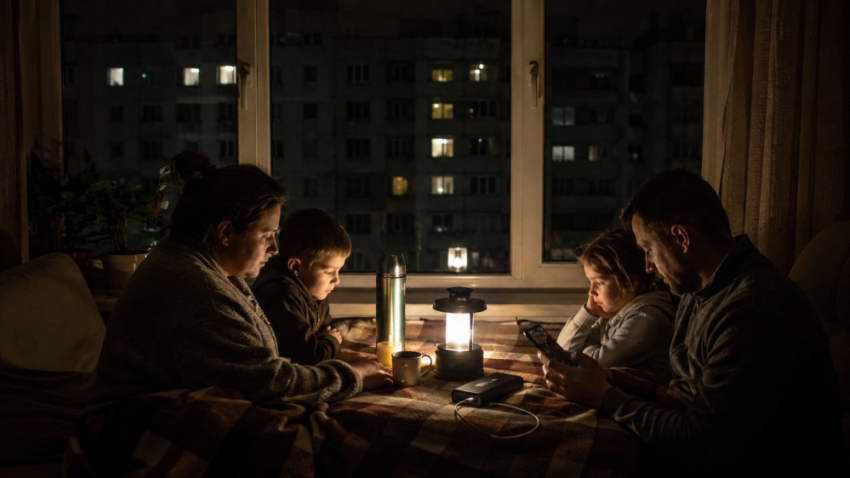 Поврежденная ТЭЦ и убитые подстанции: сможет ли Одесса пережить зиму