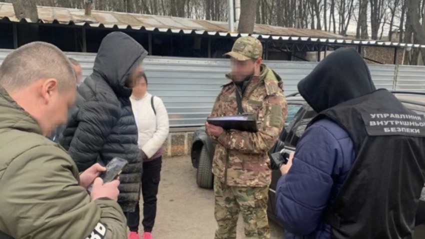 Одессита осудили за перевозку мужчин к границе и забрали его автомобиль