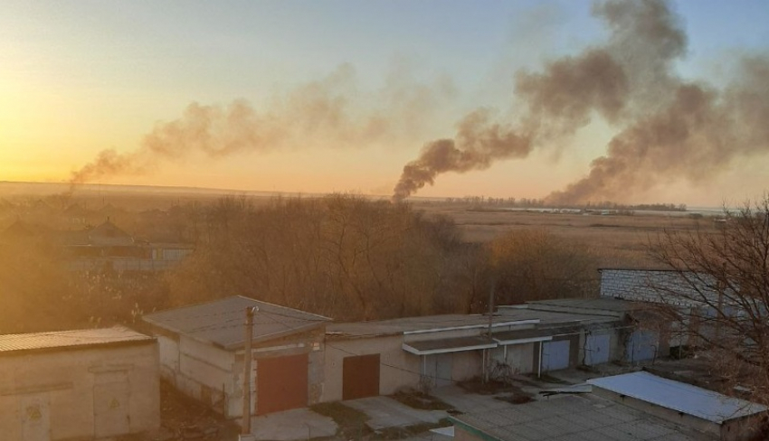 Масштабный пожар вспыхнул возле Днестровского лимана в Одесской области