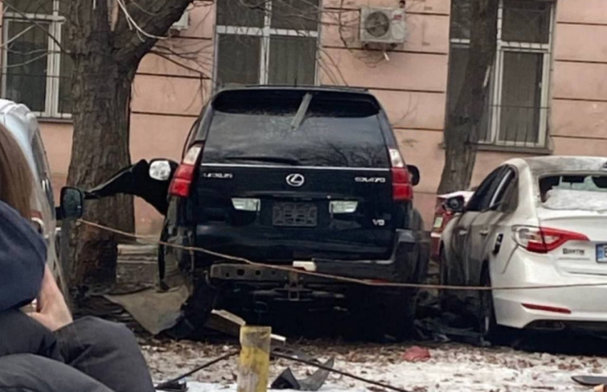 В Одессе взорвали автомобиль прокурора