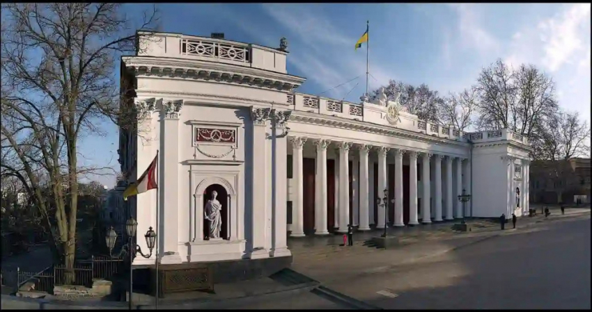 В Одессе чиновники пытались украсть деньги на ремонте общежития для беженцев