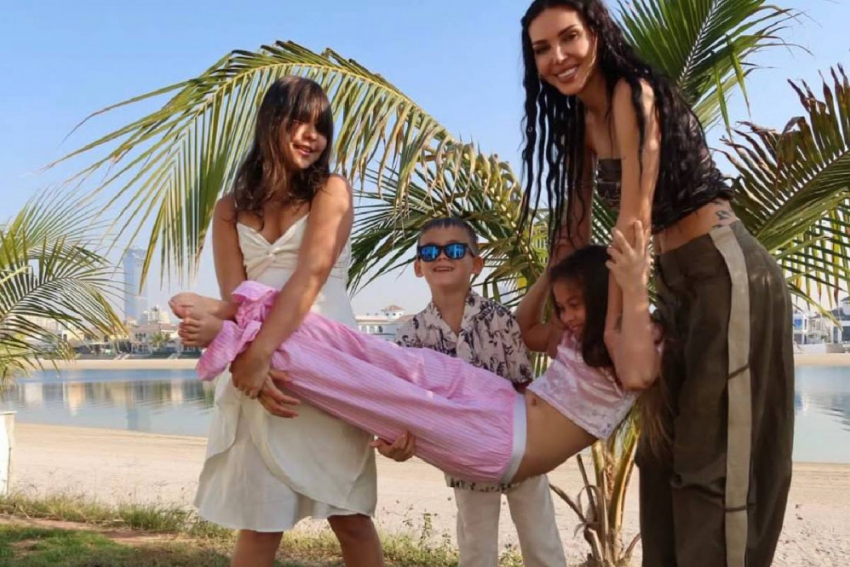 Разводящиеся Джиган и Самойлова вместе уехали в отпуск в Дубай