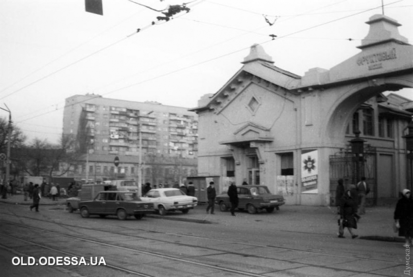 Два лица одесского кошмара: история трубача-убийцы и мастера промасленной бумаги