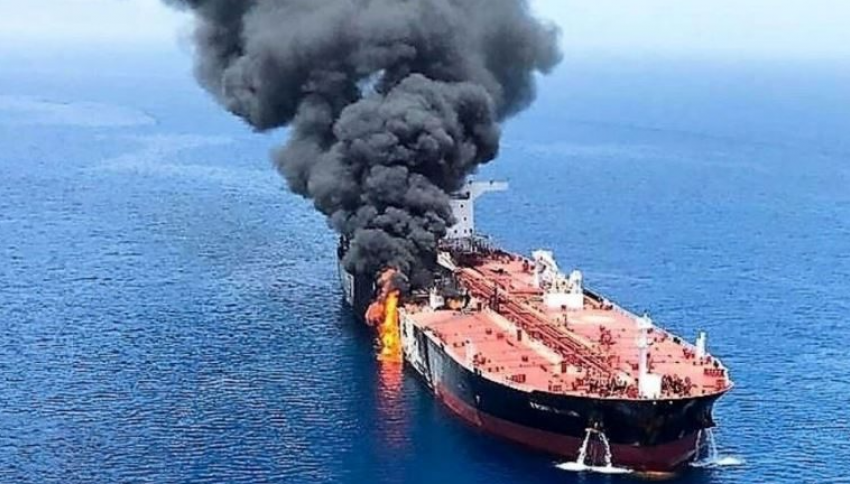 В Черном море ВСУ атаковали российский танкер с подсолнечным маслом