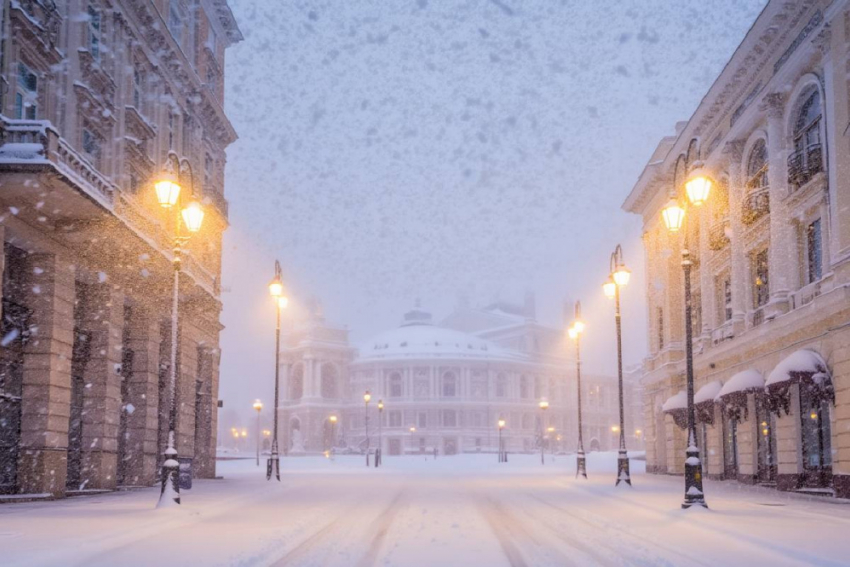 Теплая погода в Одессе резко сменится штормовым ветром и мокрым снегом