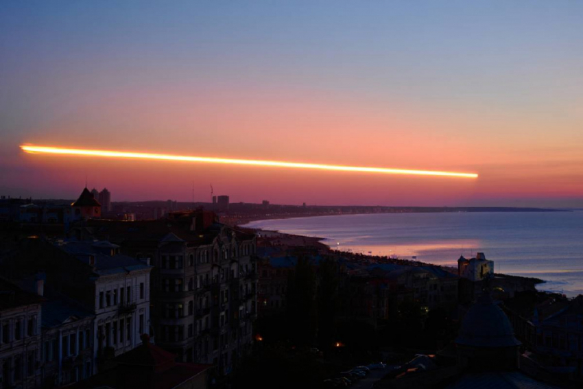 Ночью в небе над Одессой горожане ловили НЛО