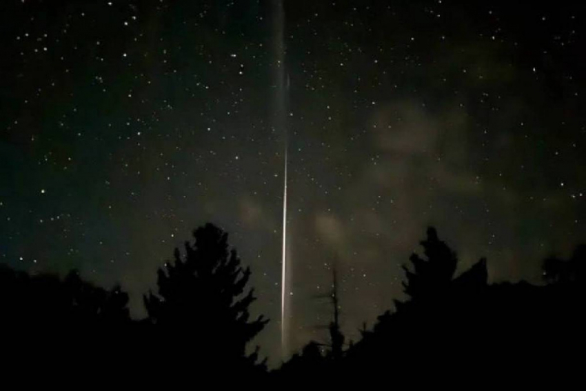 Стало известно, откуда возник в небе над Одессой огромный яркий луч