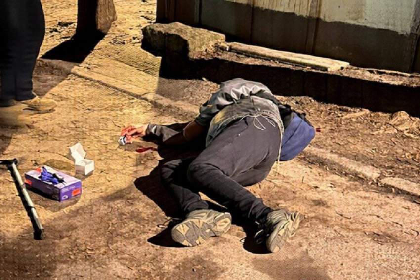 Четыре выстрела в голову: в Одессе на улице киллер расстрелял мужчину