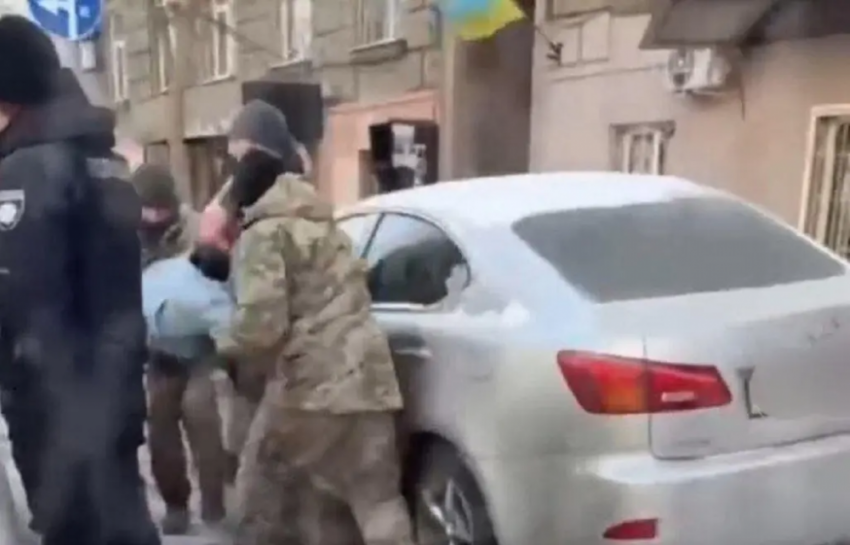 Избитый в Одессе мужчина неожиданно отказался от претензий к ТЦК