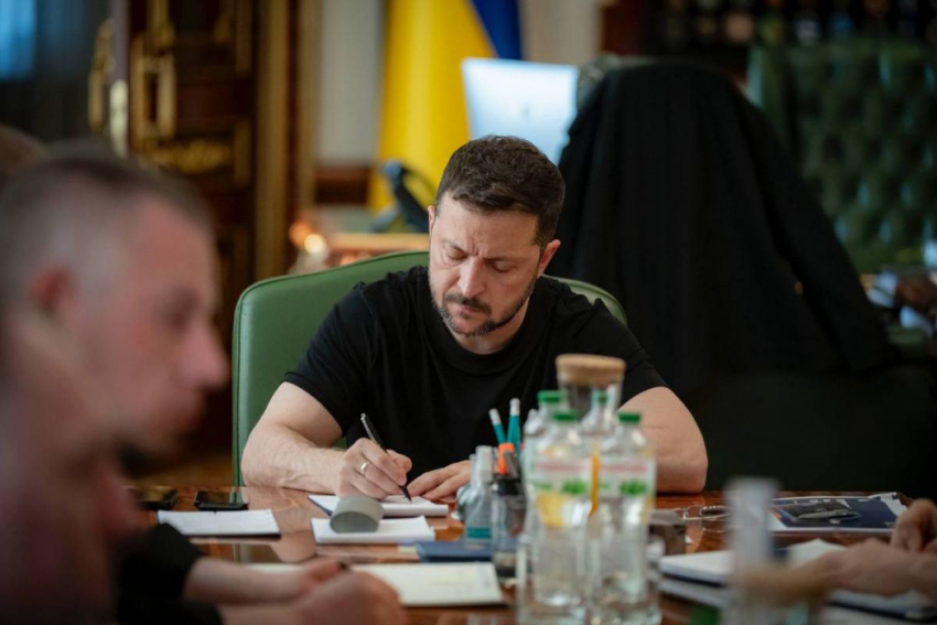 Меркурис: слова Зеленского о планах России на Одессу демонстрируют его панику