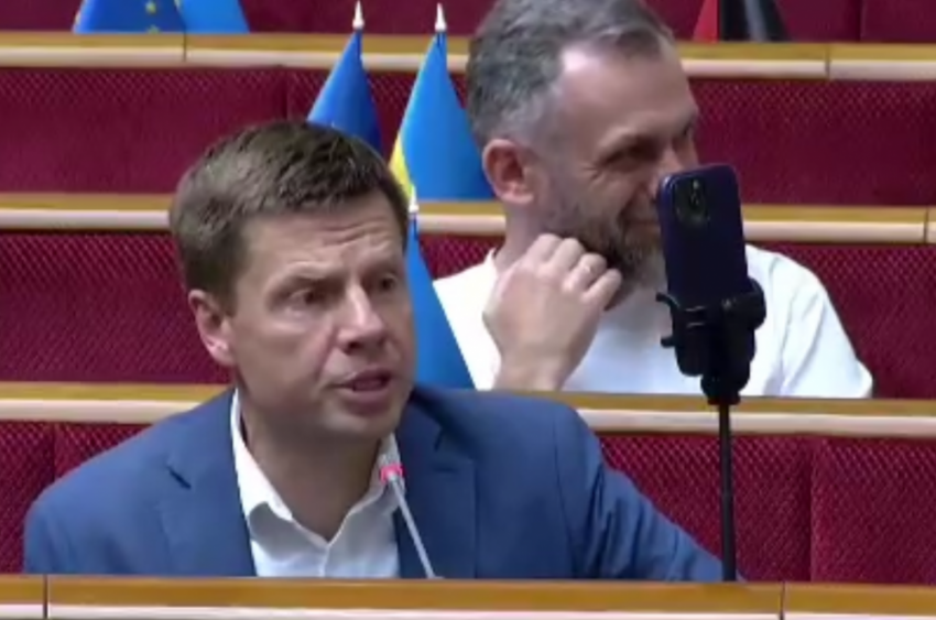 Премьер-министр Украины нардепу из Одессы: реформа ТЦК будет после повышения зарплат ВСУ