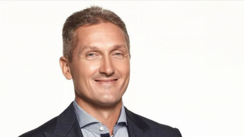 Миллионы в наличке и две Porsche: декларация депутата Одесского горсовета удивила цифрами