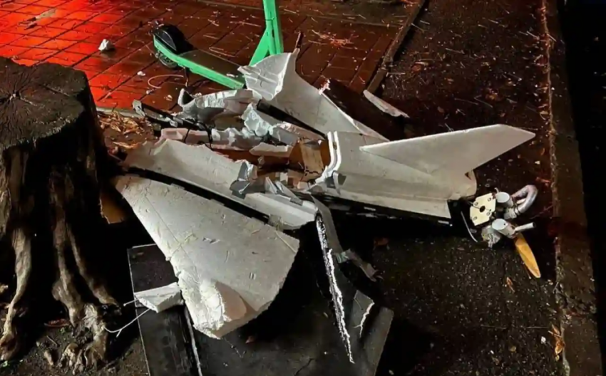 Обломки российского дрона упали на Приморский бульвар в Одессе