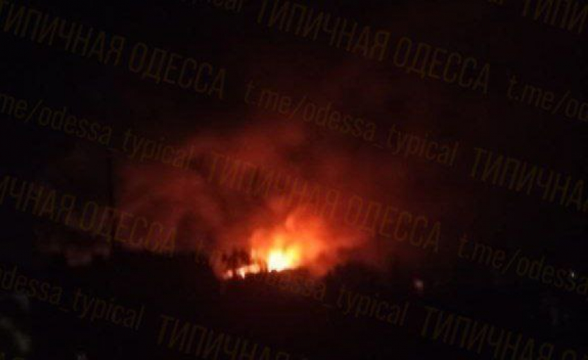 «Одесский порт охвачен огнём»: ВС РФ накрыли юг Украины волной ударов
