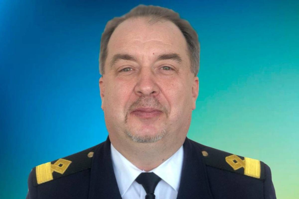 маслов.jpg