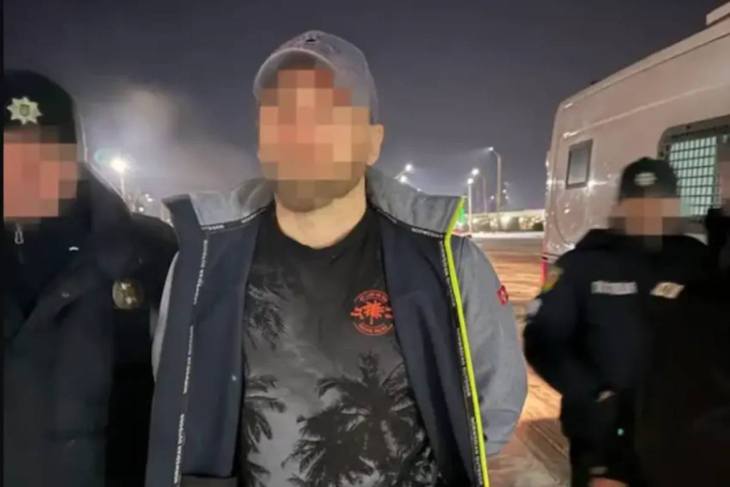 JPG_Педофил пять лет насиловал малолетнюю падчерицу из Одессы.jpg